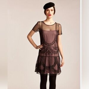 Alice by Temperly Elegant Black Lace Dress